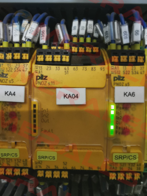 P/N: 750111 Type: PNOZ s11 24VDC 8 n/o 1 n/c Pilz