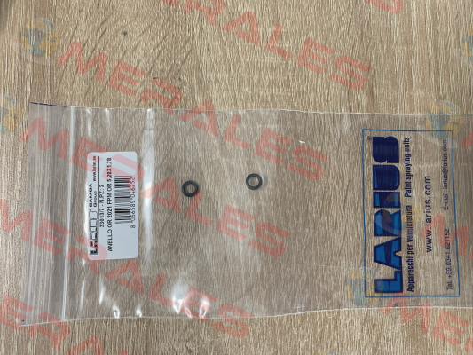 33013/7 Larius